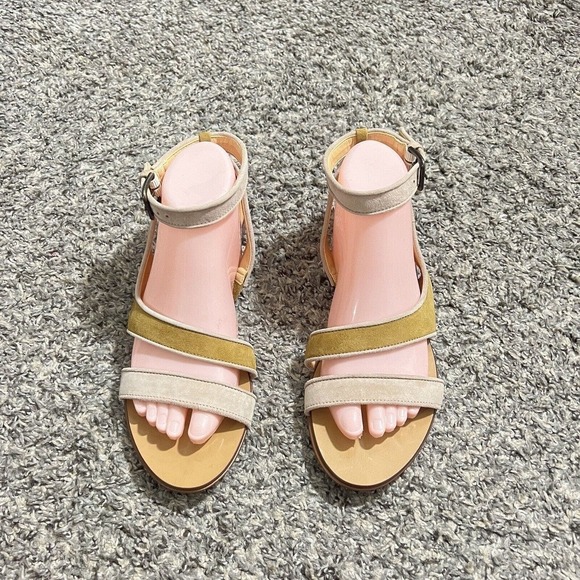 J Crew Size 9 Ankle Strap Sandals Suede Yellow Tan Color Flats Summer Italy New - Picture 1 of 7